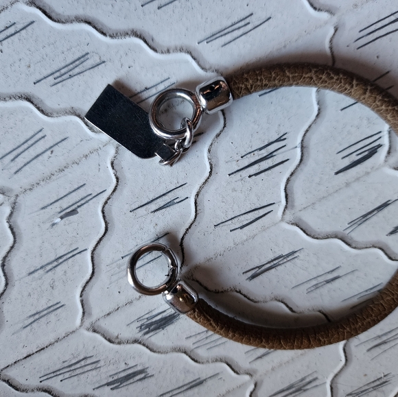 Henri Bendel Charm Bracelet w/Bling - Picture 8 of 8